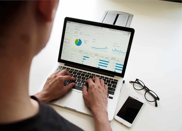 Boostez la performance de votre entreprise avec des stratégies optimisées